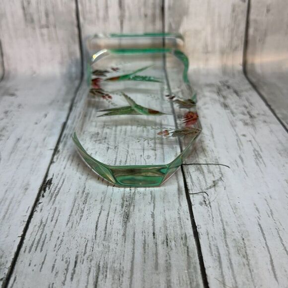 Lucite Hummingbirds w/Flowers Acrylic Carved Sculpture Signed - Picture 6 of 7